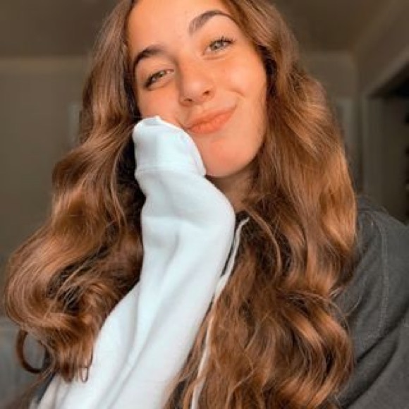 Meet your Posher, Jaedyn - Picture 2 of 4